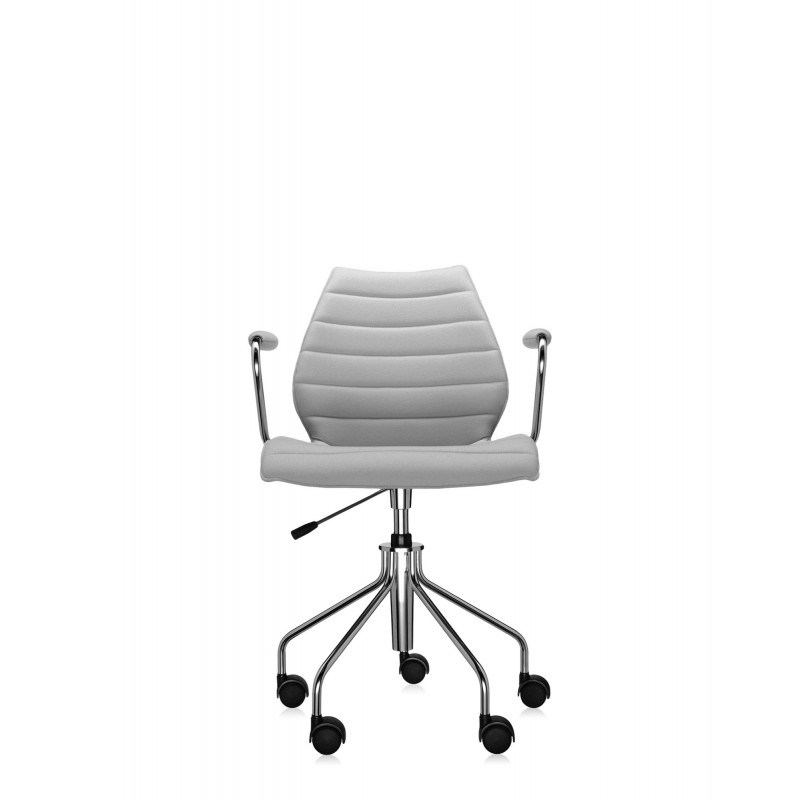 Chaise de bureau Kartell MAUI SOFT, tissu Trevira Beige, vue de face Chaise de bureau Kartell MAUI SOFT, tissu Trevira Beige, vue de face