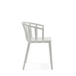 Chaise blanche, VENICE MAT de Kartell (design Philippe Starck), vue de profil