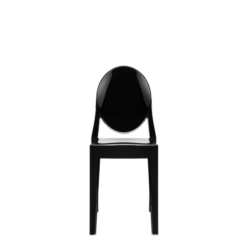 Chaise noire Kartell, Victoria Ghost, vue de face Chaise noire Kartell, Victoria Ghost, vue de face