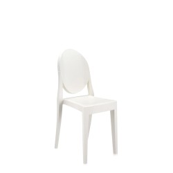 Chaise blanche Kartell Victoria Ghost, vue de 3/4