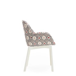 Chaise CLAP, tissu Rubelli crème, structure blanche, vue de profil