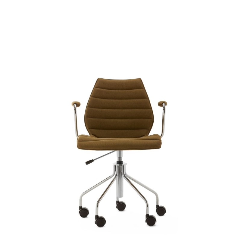 Chaise de bureau Kartell MAUI SOFT, tissu Noma Moutarde, vue de face Chaise de bureau Kartell MAUI SOFT, tissu Noma Moutarde, vue de face