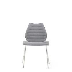 Chaise Kartell MAUI SOFT, tissu Noma gris, structure chromée, vue de face