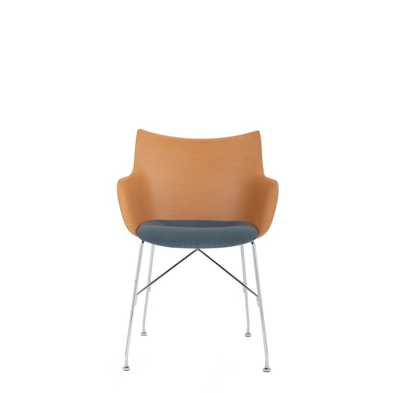 Chaise Kartell Q WOOD SOFT bois clair/bleue poudrée vue de face Chaise Kartell Q WOOD SOFT bois clair/bleue poudrée vue de face