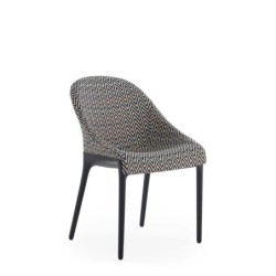 Chaise Kartell ELEGANZA ELA MISSONI motif zigzag vue de 3/4